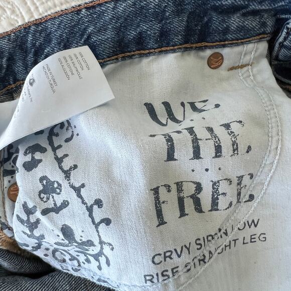Free People We the Free CRVY Siren Low Rise Straight Leg Jeans Raw Hem 29 - Picture 4 of 6